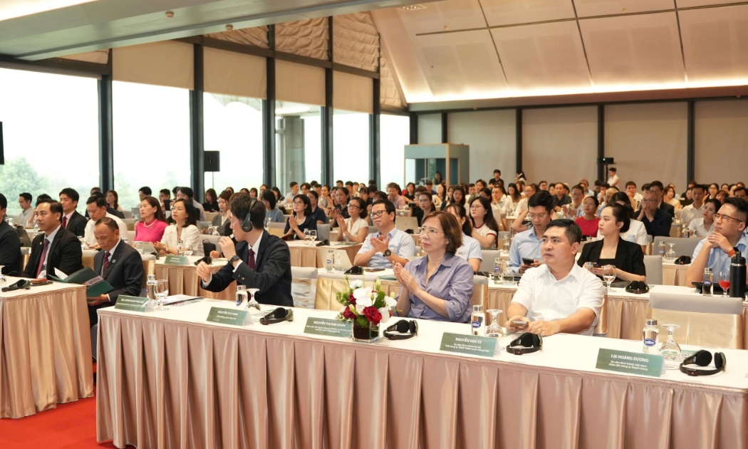 Toàn cảnh toạ đàm - Ảnh: N.Huyền.