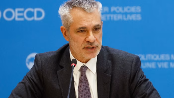 OECD kêu gọi các chính phủ nhanh chóng chấm dứt trợ giá nhiên liệu