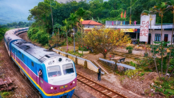 Ngành đường sắt mở bán vé tàu khách, tăng chuyến chuẩn bị cho cao điểm hè 2026