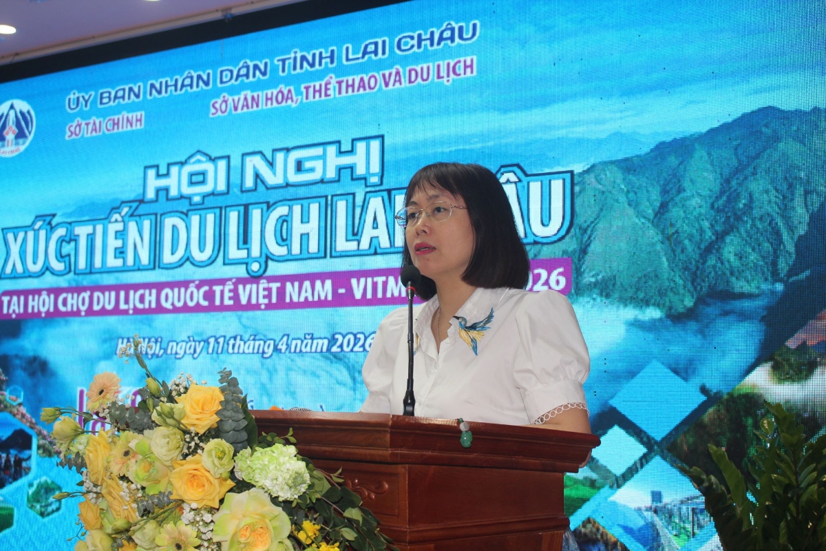 Bà Nguyễn Thị Hoa Mai: 