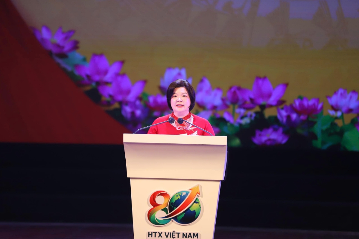 Bà Cao Xuân Thu Vân: các hợp tác xã ngày nay đang chuyển đổi mạnh mẽ từ tư duy sản xuất sang tư duy kinh tế.