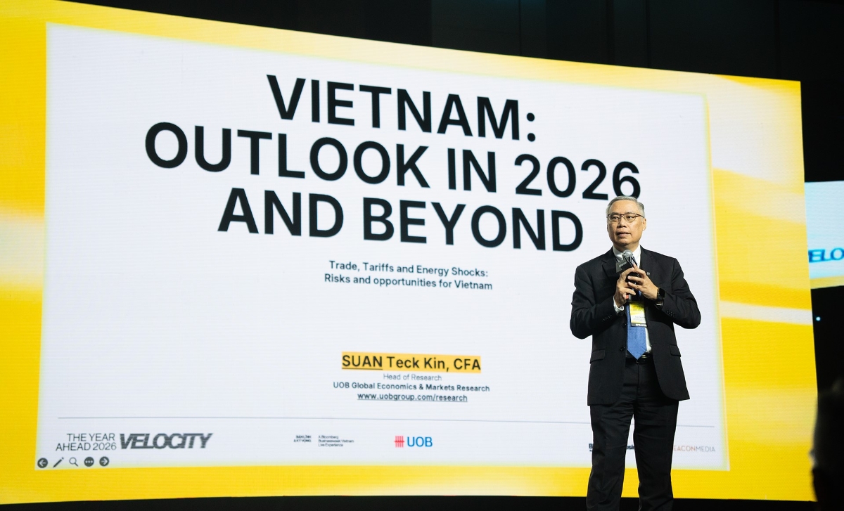 Ông Suan Teck Kin, Giám đốc Khối Nghiên cứu Thị trường và Kinh tế toàn cầu Ngân hàng UOB tại sự kiện “The Year Ahead 2026”.