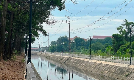 Hạng mục mục kè kênh T1 thuộc dự án phát triển tổng hợp các đô thị động lực thành phố Hải Dương.