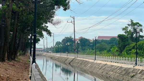 Hạng mục mục kè kênh T1 thuộc dự án phát triển tổng hợp các đô thị động lực thành phố Hải Dương.