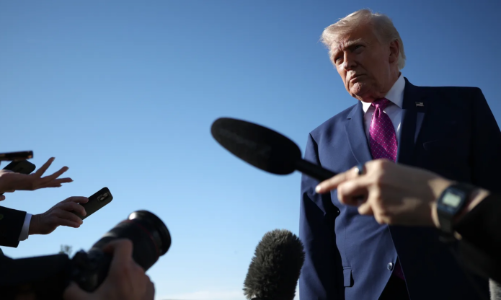 Tổng thống Trump tuyên bố Mỹ sẽ phong tỏa eo biển Hormuz