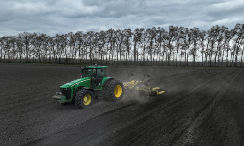 Ukraine: Nông dân gặp khó đủ đường vì hai cuộc chiến diễn ra đồng thời