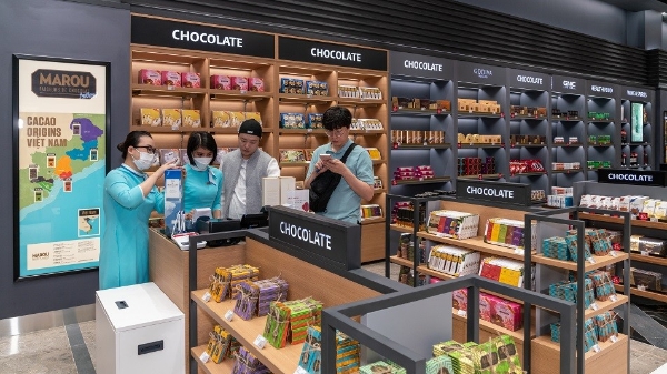 “Mở khoá” chính sách, phát triển mô hình outlet và cửa hàng miễn thuế 