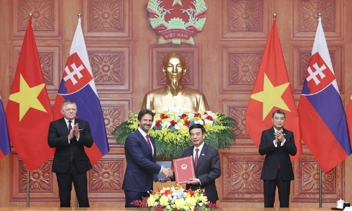 Việt Nam, Slovakia trao 6 văn kiện hợp tác quan trọng giữa hai nước