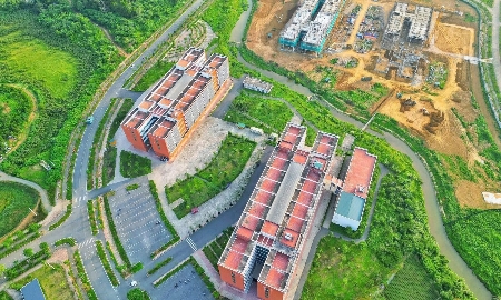 Đại học Quốc gia Hà Nội tại Hòa Lạc.