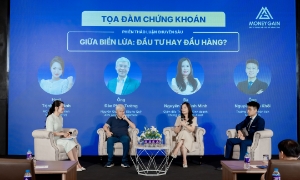Các diễn giả chia sẻ tại hội thảo về đầu tư chứng khoán do MoneyGain tổ chức