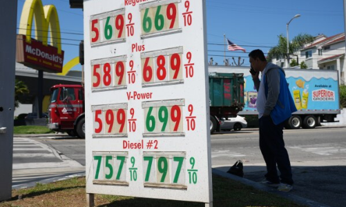 Bài học từ thập niên 1970 giúp Mỹ và nhiều nền kinh tế vững hơn trước cú sốc dầu