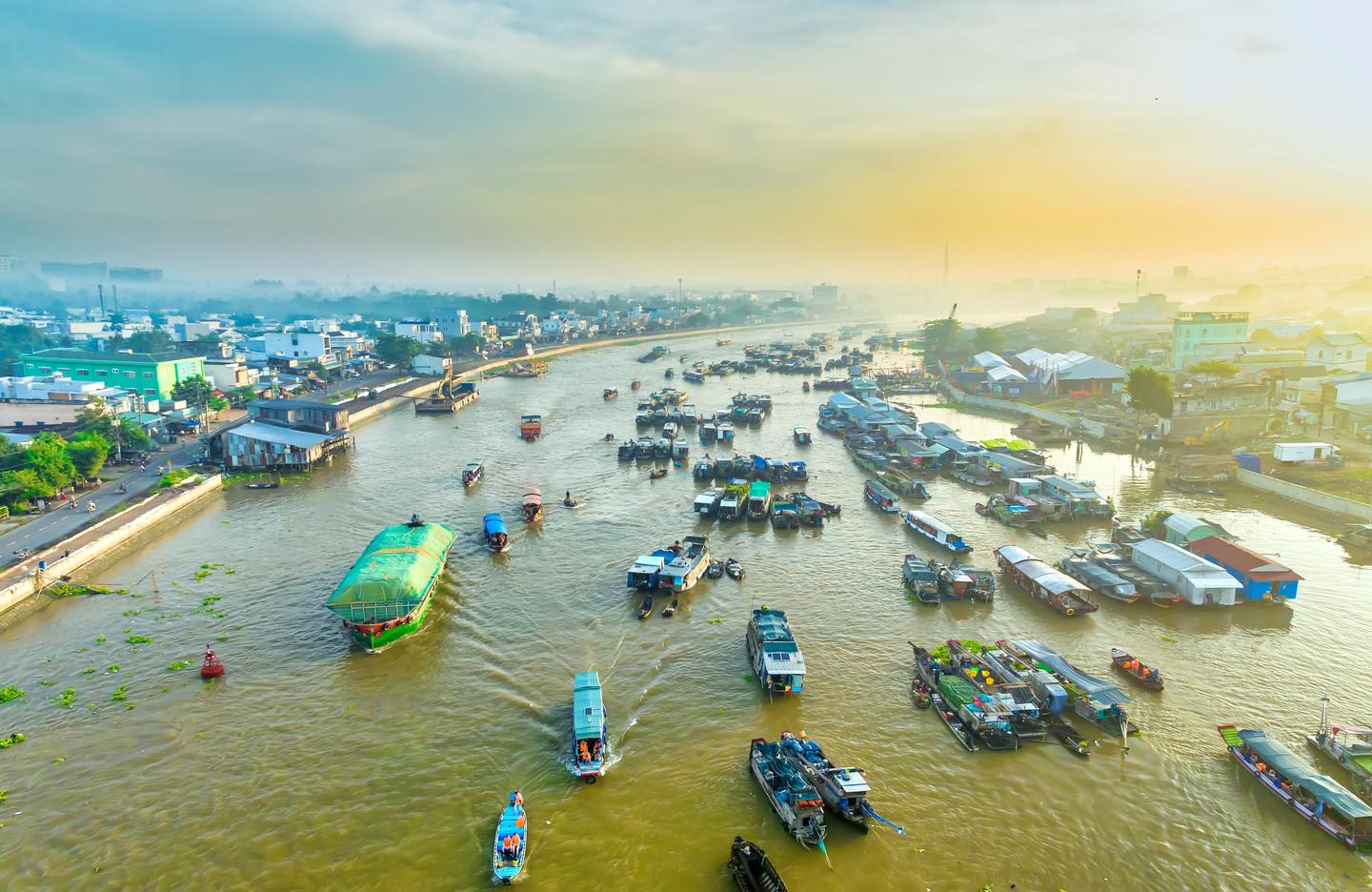 Được ví như "kho tàng du lịch xanh", Đồng bằng sông Cửu Long sở hữu hệ sinh thái sông nước đặc trưng.
