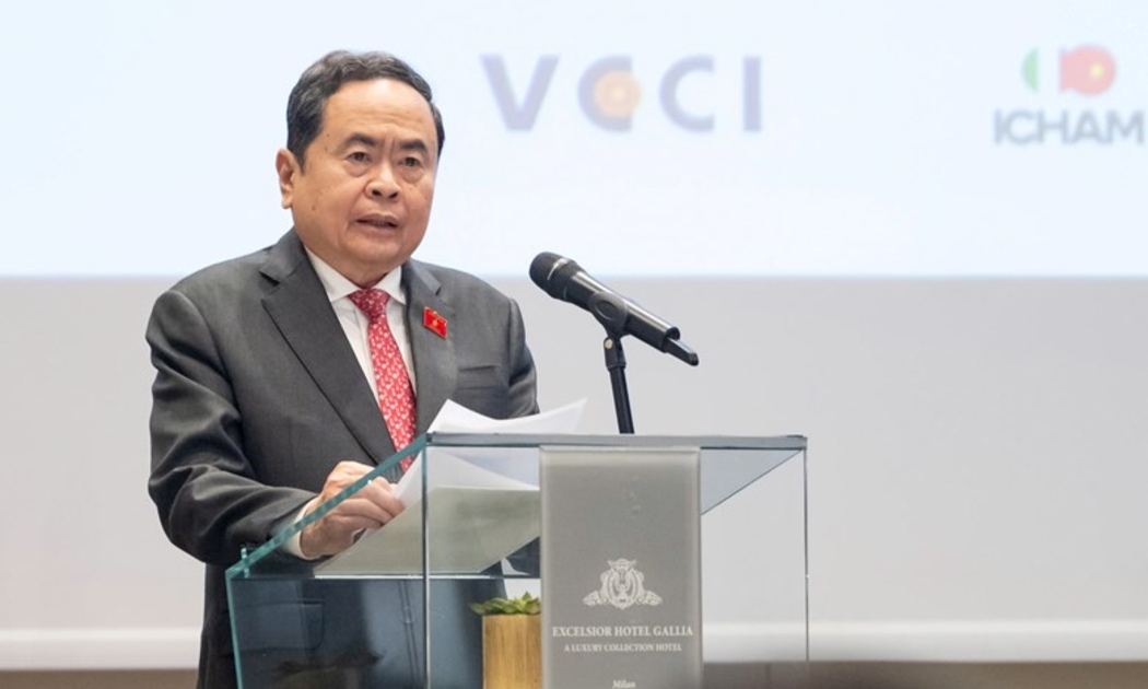 Chủ tịch Quốc hội Trần Thanh Mẫn phát biểu tại Tọa đàm chính sách thúc đẩy hợp tác Việt Nam - Italia. Ảnh: Quốc hội.