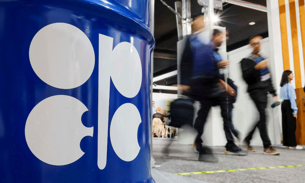 Sản lượng dầu của OPEC giảm kỷ lục
