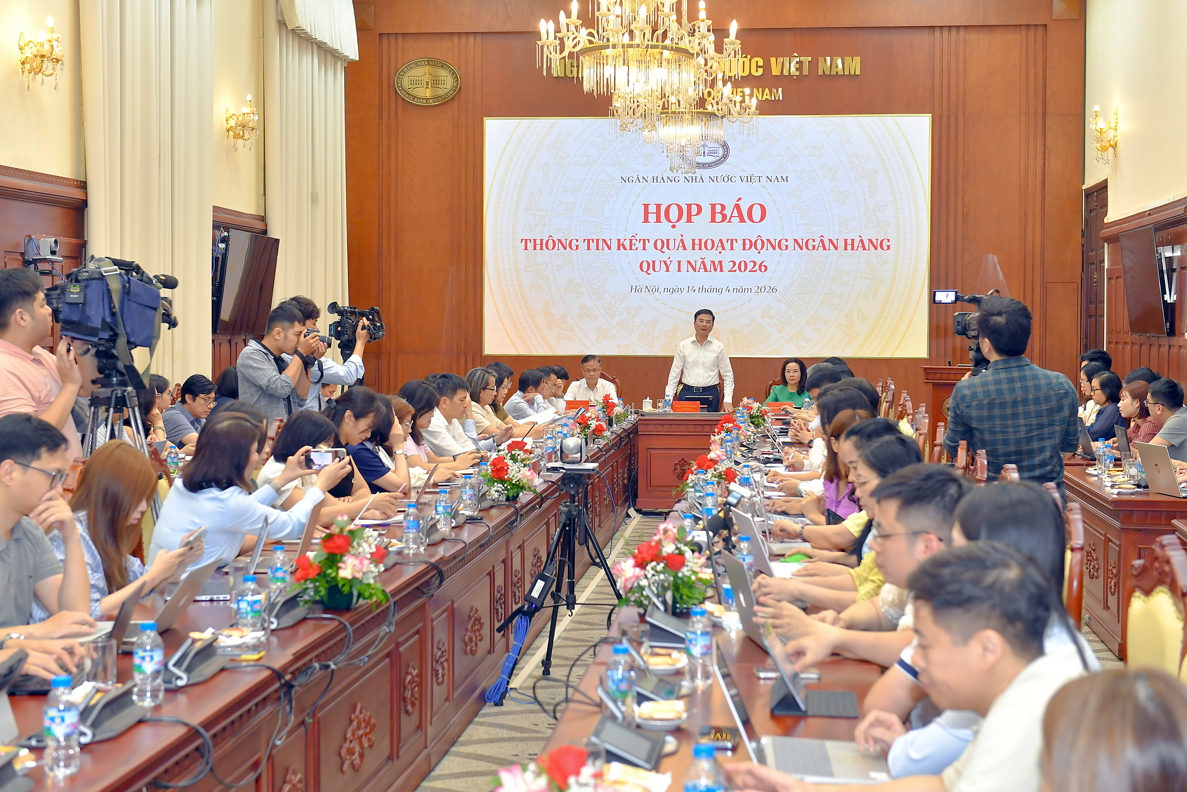 Ngân hàng Nhà nước lo ngại giá dầu tăng tạo áp lực lớn lên tỷ giá, lạm phát.