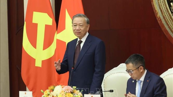 Tổng Bí thư, Chủ tịch nước Tô Lâm thăm Đại sứ quán, gặp gỡ cộng đồng người Việt Nam tại Trung Quốc