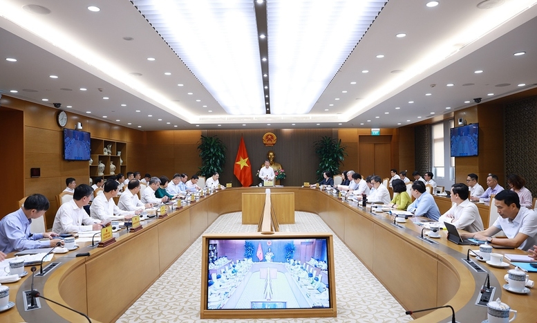 Thủ tướng Chính phủ Lê Minh Hưng chủ trì cuộc làm việc với Bộ Y tế về tình hình triển khai các nhiệm vụ được giao của Bộ Y tế - Ảnh: VGP.