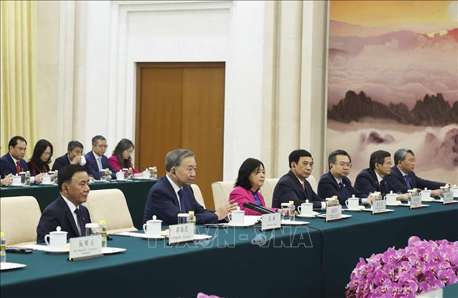  Tổng Bí thư, Chủ tịch nước Tô Lâm hội kiến Chủ tịch Chính hiệp toàn quốc Trung Quốc Vương Hộ Ninh. Ảnh:TTXVN