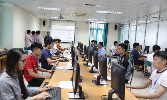 Nhu cầu nhân lực dữ liệu tăng mạnh trong nhiều năm qua. Ảnh minh họa