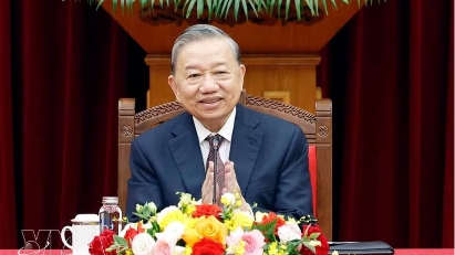 Promoting traditional friendship, enhancing strategic connectivity between Vietnam and China: Top leader