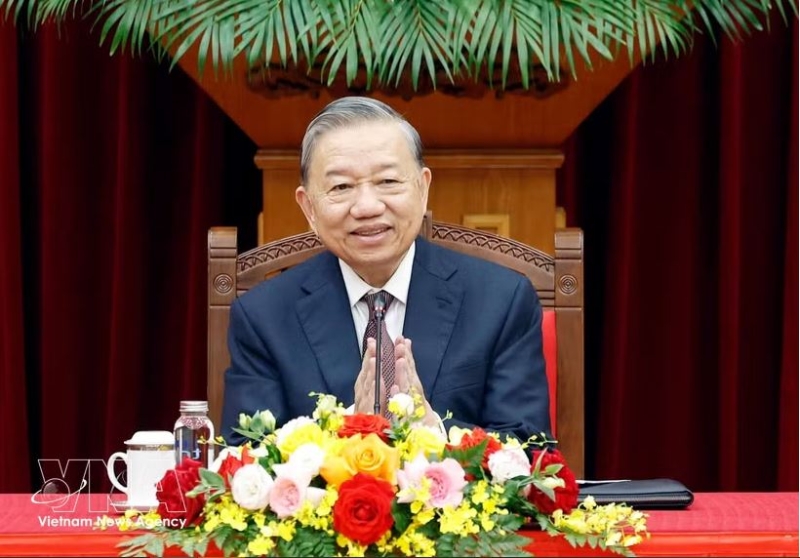 Promoting traditional friendship, enhancing strategic connectivity between Vietnam and China: Top leader