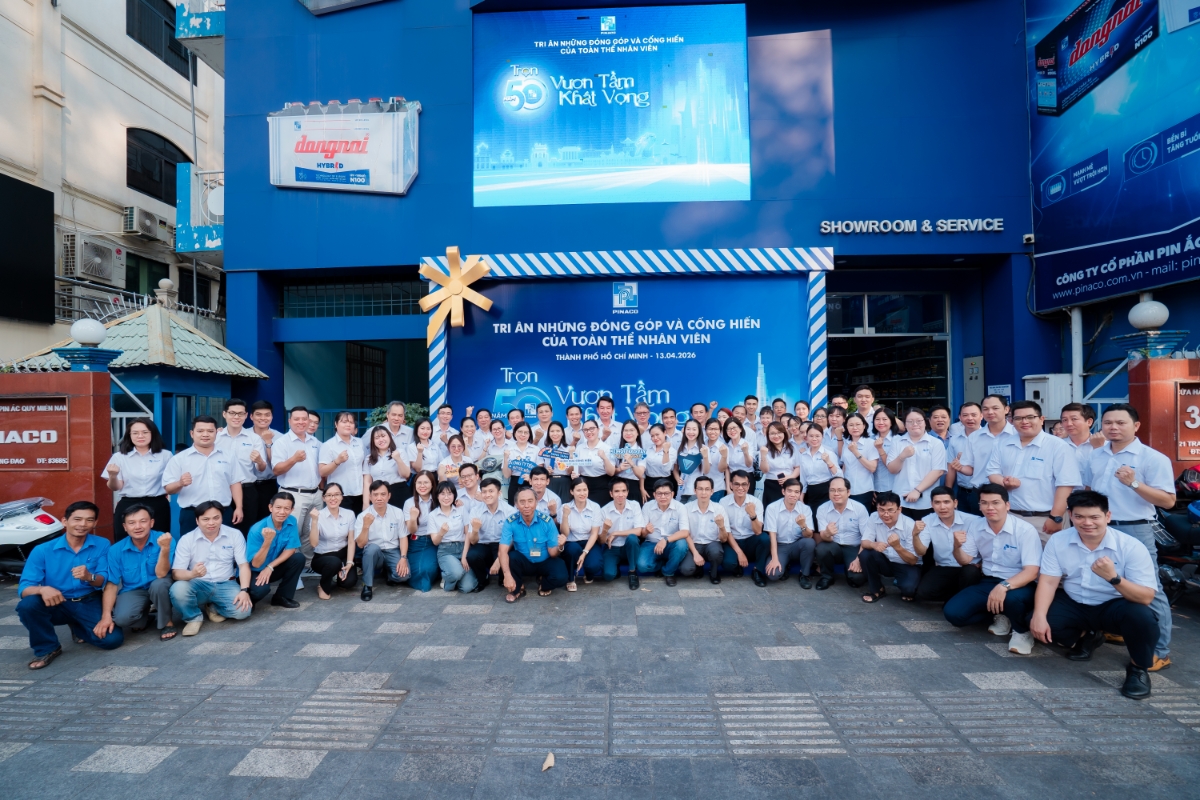 PINACO đã triển khai chiến dịch tri ân nội bộ
chưa từng có: Trao tặng hơn 1.000 chiếc xe máy điện VinFast cho người lao động
có thâm niên từ 2 năm trở lên nhân dịp kỷ niệm 50 năm thành lập.&nbsp;Ảnh:&nbsp;PINACO.