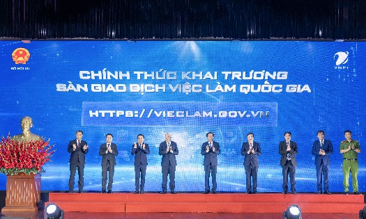 Chính thức khai trương Sàn Giao dịch việc lam quốc gia. 