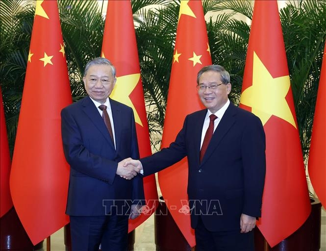 Tổng Bí thư, Chủ tịch nước Tô Lâm hội kiến Thủ tướng Trung Quốc Lý Cường. Ảnh:TTXVN