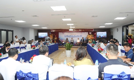 Đại diện các ngân hàng cho biết thời gian xử lý tài sản bảo đảm hiện kéo dài từ 3 đến 5 năm khiến nguồn lực bị chôn trong nợ xấu, gây lãng phí lớn.
