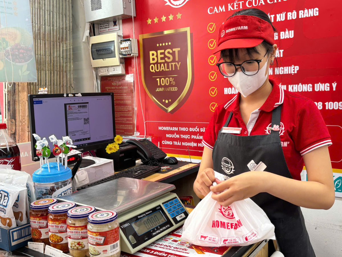 Nhiều khách hàng của Homefarm đặt mua trực tuyến trên sàn với nhu cầu được giao nhận sản phẩm sớm. Ảnh:&nbsp;Shopee.
