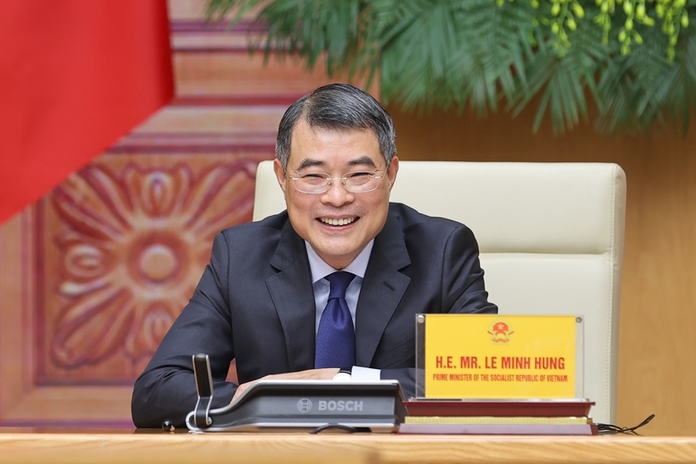 Thủ tướng Lê Minh Hưng tham dự Hội nghị Thượng đỉnh trực tuyến Cộng đồng phát thải ròng bằng 0 châu Á (AZEC) mở rộng về tự chủ năng lượng do Thủ tướng Nhật Bản Takaichi Sanae chủ trì - Ảnh: VGP