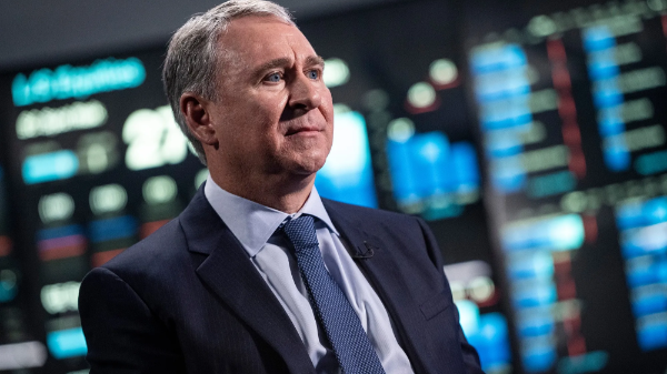 “Ông trùm” quỹ phòng hộ cảnh báo suy thoái toàn cầu nếu eo biển Hormuz còn đóng cửa