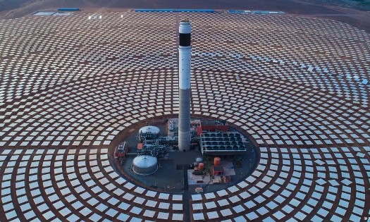 Dự án điện mặt trời Noor của Morocco là một trong những công trình năng lượng tái tạo lớn nhất khu vực. Ảnh: Xinhua/SEPCO III/picture alliance