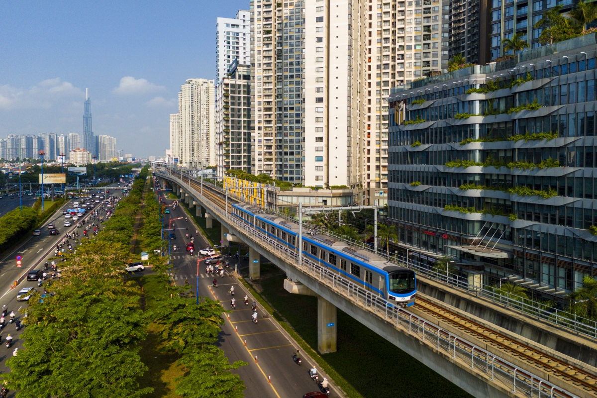 Masteri Thảo Điền, Masteri An Phú và LUMIÈRE Riverside đều có tuyến Metro đi qua.