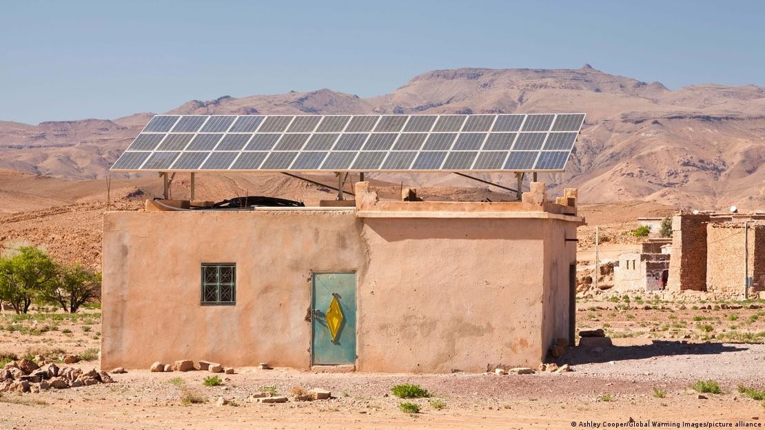 Khi tổ hợp điện mặt trời Noor dần thành hình vào năm 2016, công trình này mang theo kỳ vọng về một quá trình chuyển đổi năng lượng nhanh chóng. Ảnh: FADEL SENNA/AFP/Getty Images