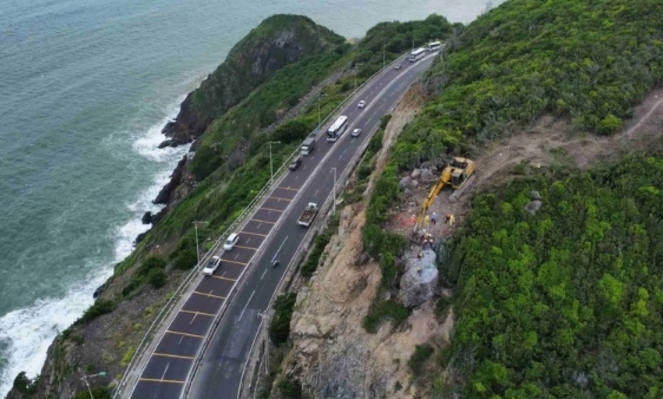 Tunnel through Cu Hin Pass proposed to link Cam Ranh and Nha Trang