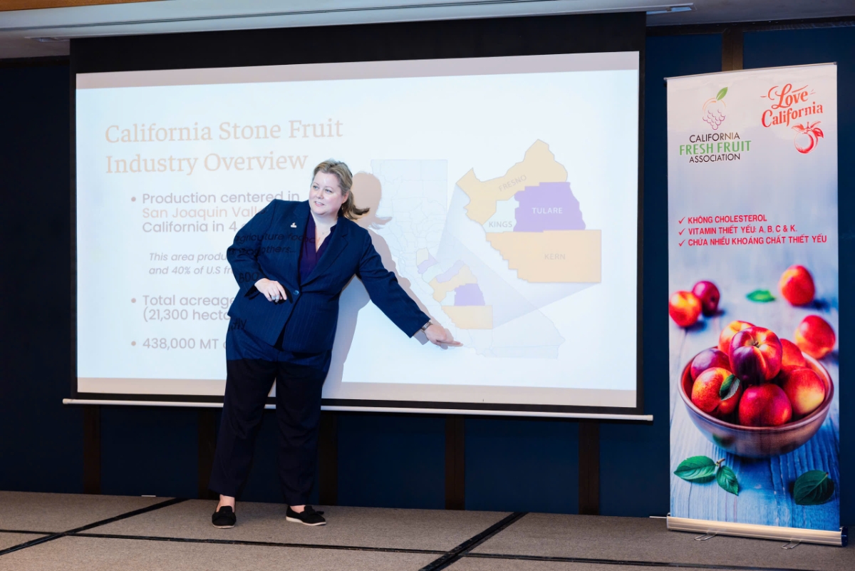 Bà Caroline Stringer, Giám đốc Thương mại của Hiệp hội Trái cây tươi California. Ảnh: CFFA