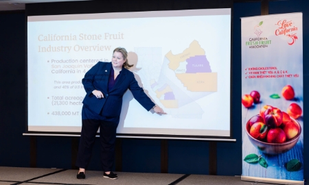 Bà Caroline Stringer, Giám đốc Thương mại của Hiệp hội Trái cây tươi California. Ảnh: CFFA