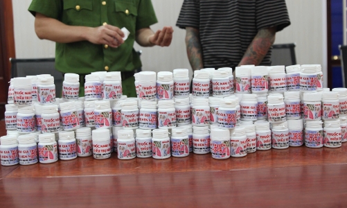 Liên tiếp triệt phá các đường dây sản xuất thuốc đông y giả