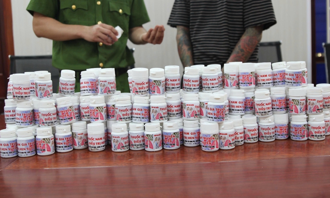 Liên tiếp triệt phá các đường dây sản xuất thuốc đông y giả