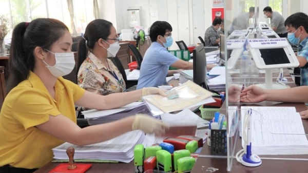 Bộ Nội vụ lấy ý kiến về 9 nhóm đối tượng được tiếp nhận vào viên chức từ 1/7