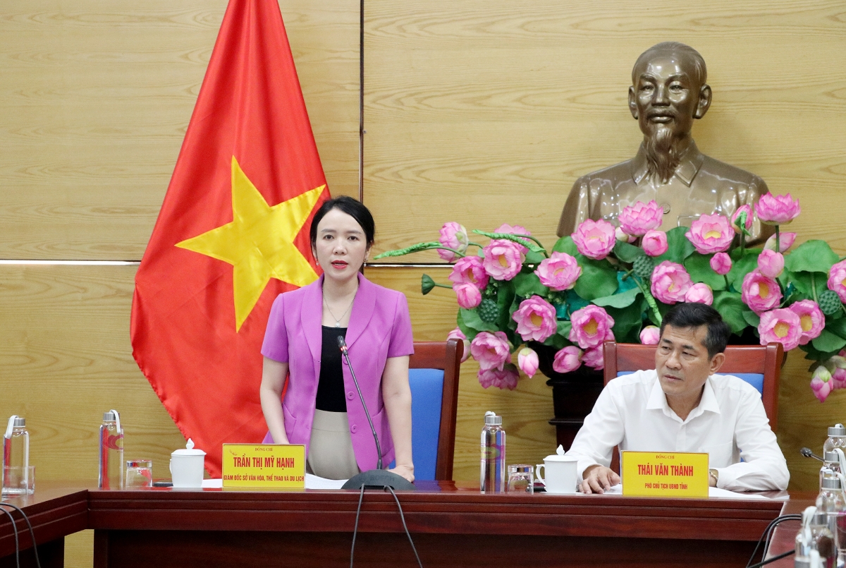 Giám đốc Sở Văn hóa, Thể thao và Du lịch Nghệ An Trần Thị Mỹ Hạnh phát biểu tại sự kiện.