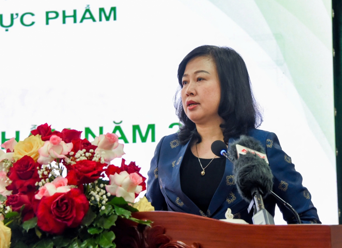 Bộ trưởng Bộ Y tế Đào Hồng Lan nhấn mạnh công tác bảo đảm an toàn thực phẩm là thường xuyên, liên tục. Ảnh: Bộ Y tế.