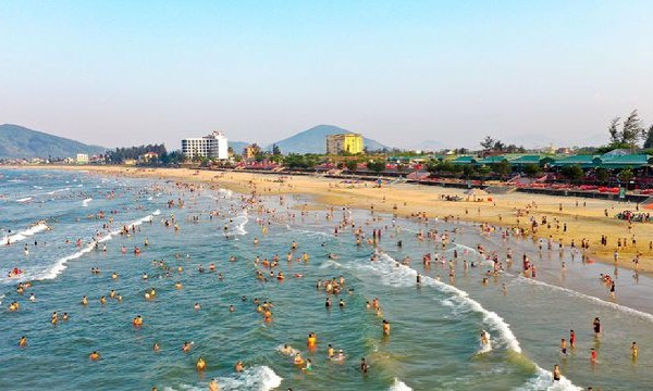 Biển Thiên Cầm.