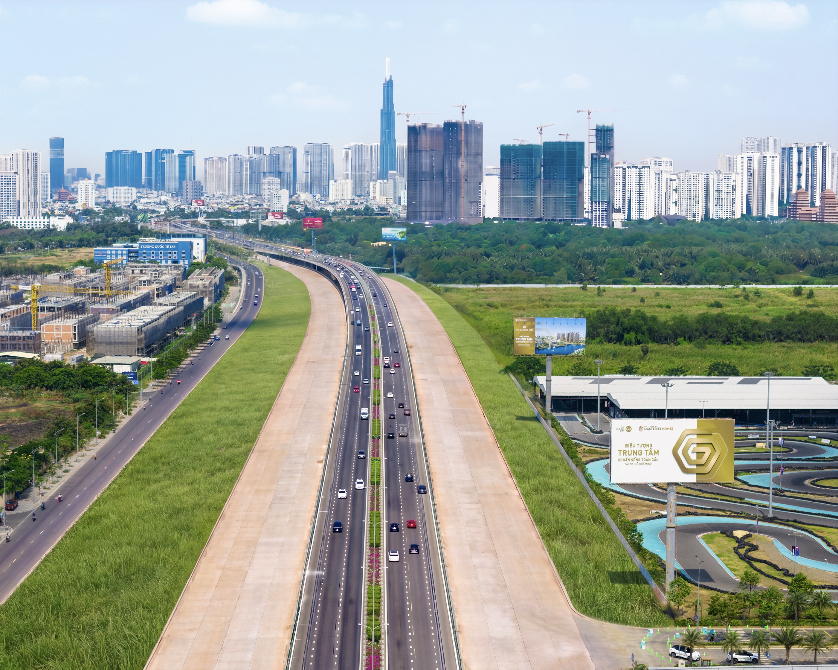 Khu Đông - nút kết nối chiến lược giữa Lõi trung tâm hiện hữu (Quận 1 cũ - Thủ Thiêm), trục công nghiệp phía Bắc - Đông Bắc (Bình Dương), hệ thống cảng và logistics phía Đông Nam (Đồng Nai - Bà Rịa Vũng Tàu).