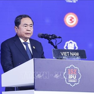 Chủ tịch Quốc hội Trần Thanh Mẫn phát biểu tại Phiên thảo luận chung về chủ đề “Nuôi dưỡng hy vọng, bảo đảm hòa bình và bảo vệ công lý cho các thế hệ tương lai”. Ảnh: TTXVN.