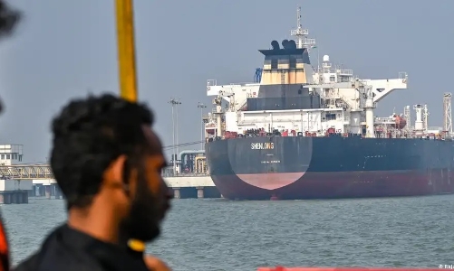 Mỹ không gia hạn cơ chế miễn trừ về dầu mỏ, Ấn Độ gặp khó