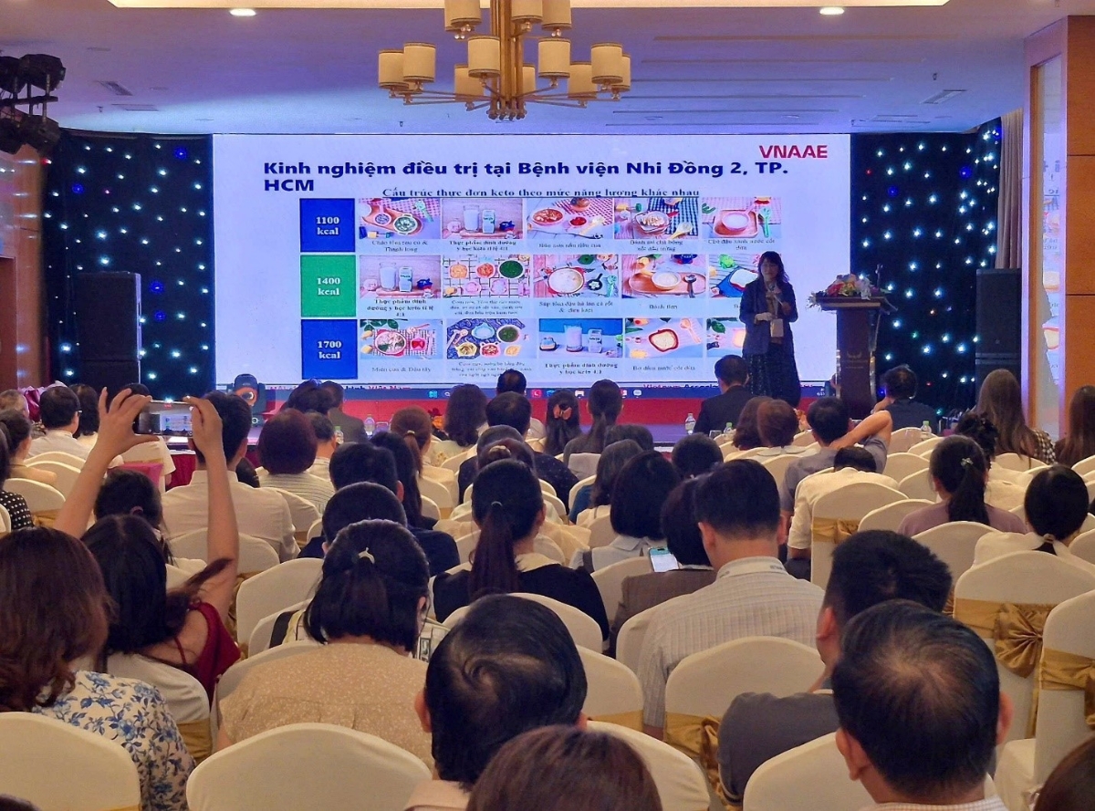 Hội nghị khoa học cập nhật những tiến bộ trong chẩn đoán và điều trị động kinh tại Nghệ An ngày 11/4 vừa qua.