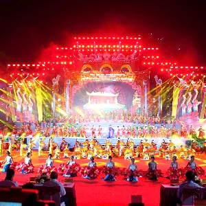 Chương trình nghệ thuật Linh thiêng nguồn cội.