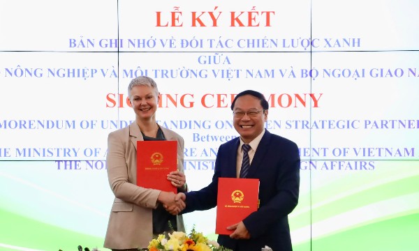 Lễ ký kết “Bản ghi nhớ về Đối tác Chiến lược Xanh Việt Nam – Na Uy”. Ảnh: Đại sứ quán Na Uy